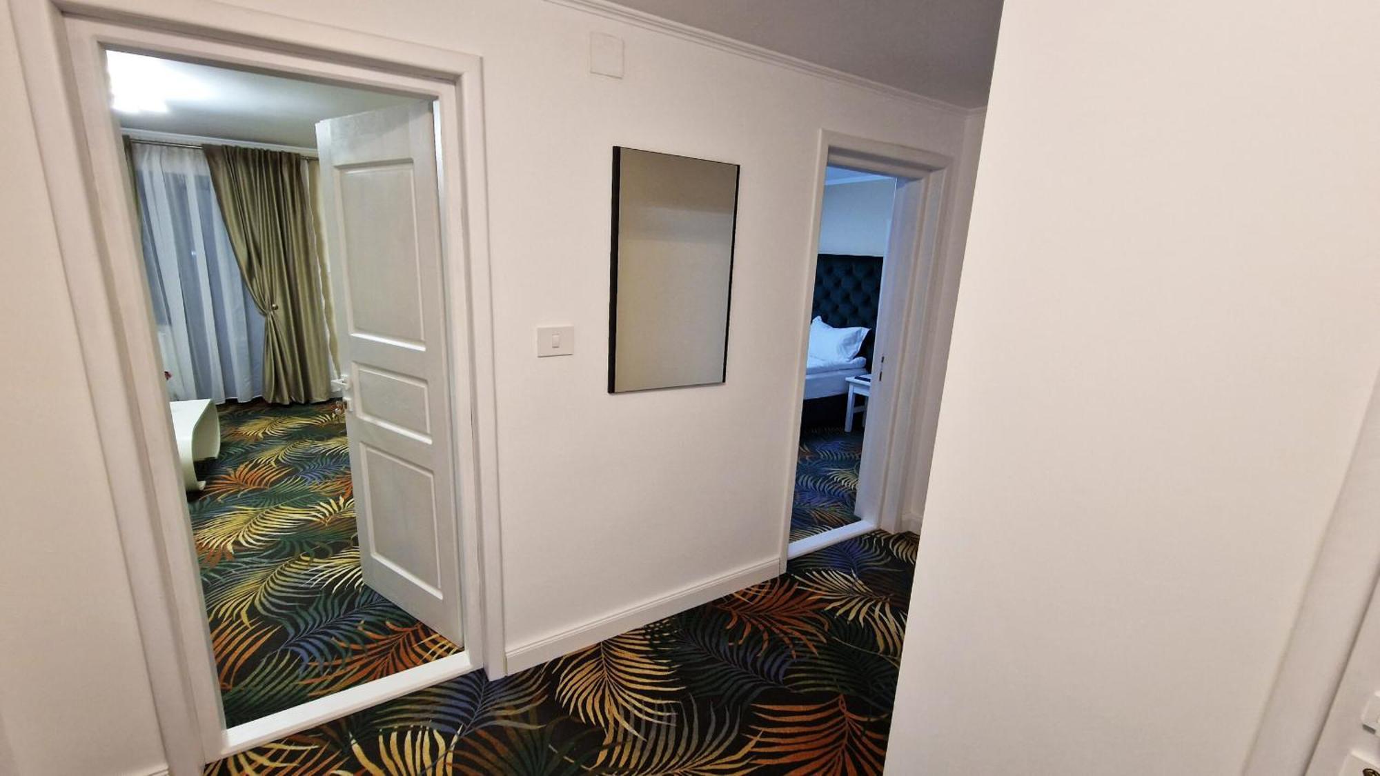 Pensiunea Pink House Runcu Hotel Runcu  Kültér fotó