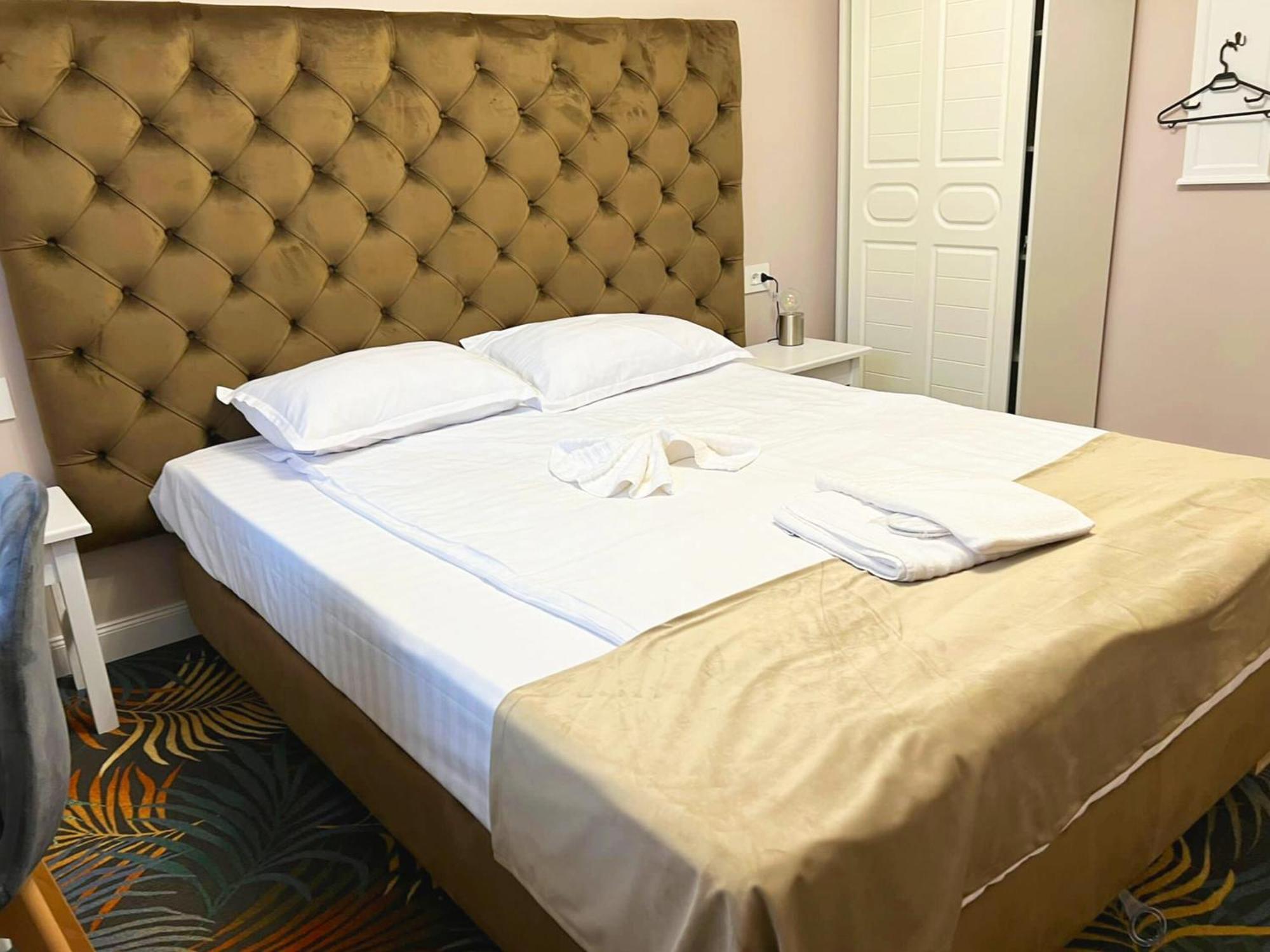 Pensiunea Pink House Runcu Hotel Runcu  Kültér fotó