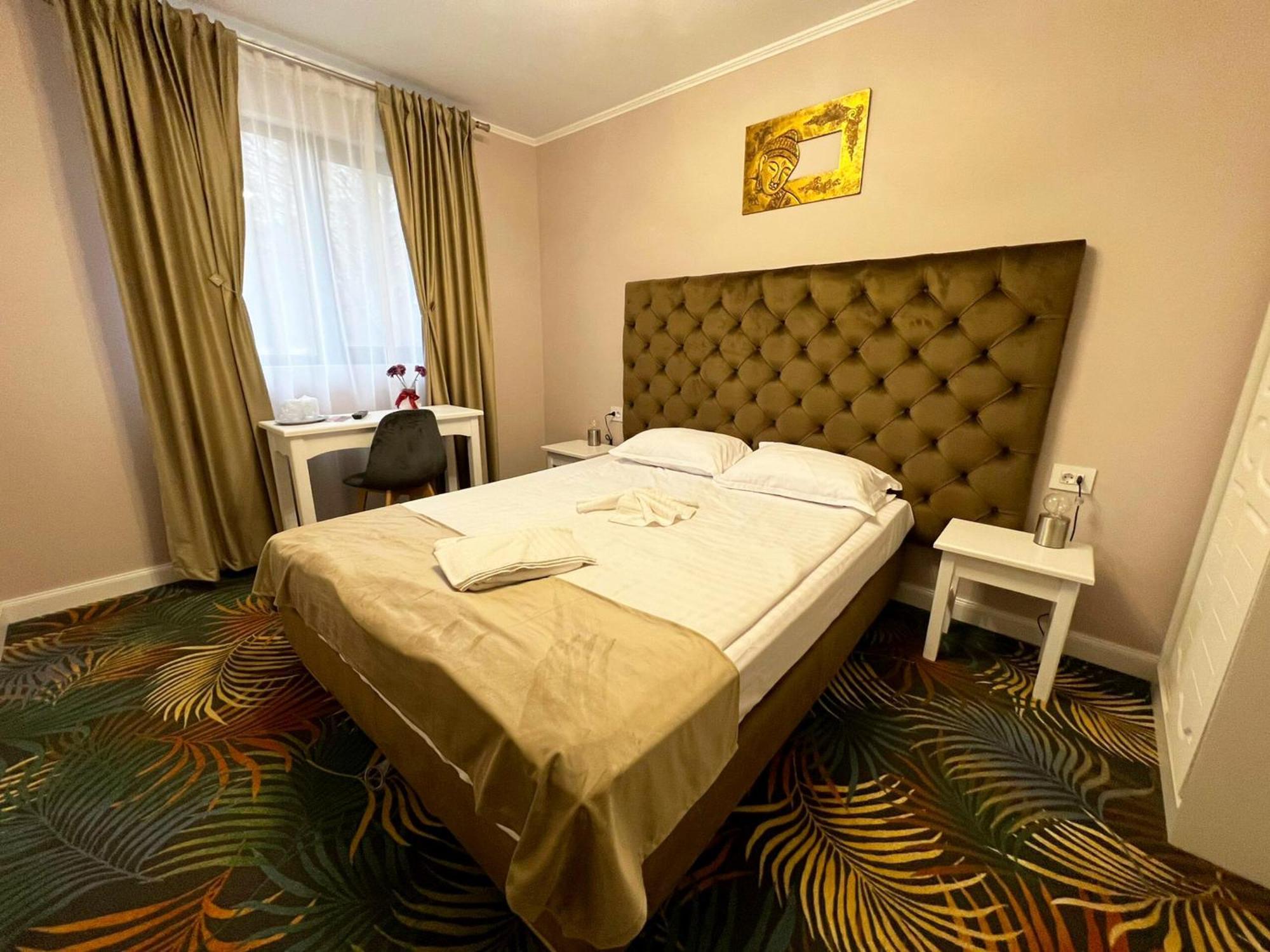Pensiunea Pink House Runcu Hotel Runcu  Kültér fotó